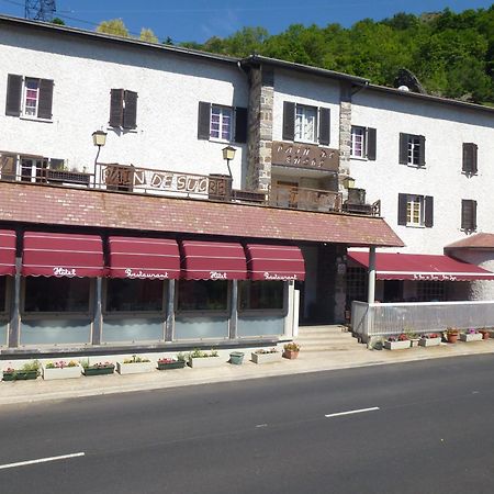 Hôtel Restaurant Le Pain de Sucre Monistrol-dʼAllier Exterior foto